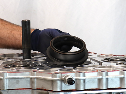 _Graphics/_Raster/TRSM0960_OilPumpAssy_0427.png